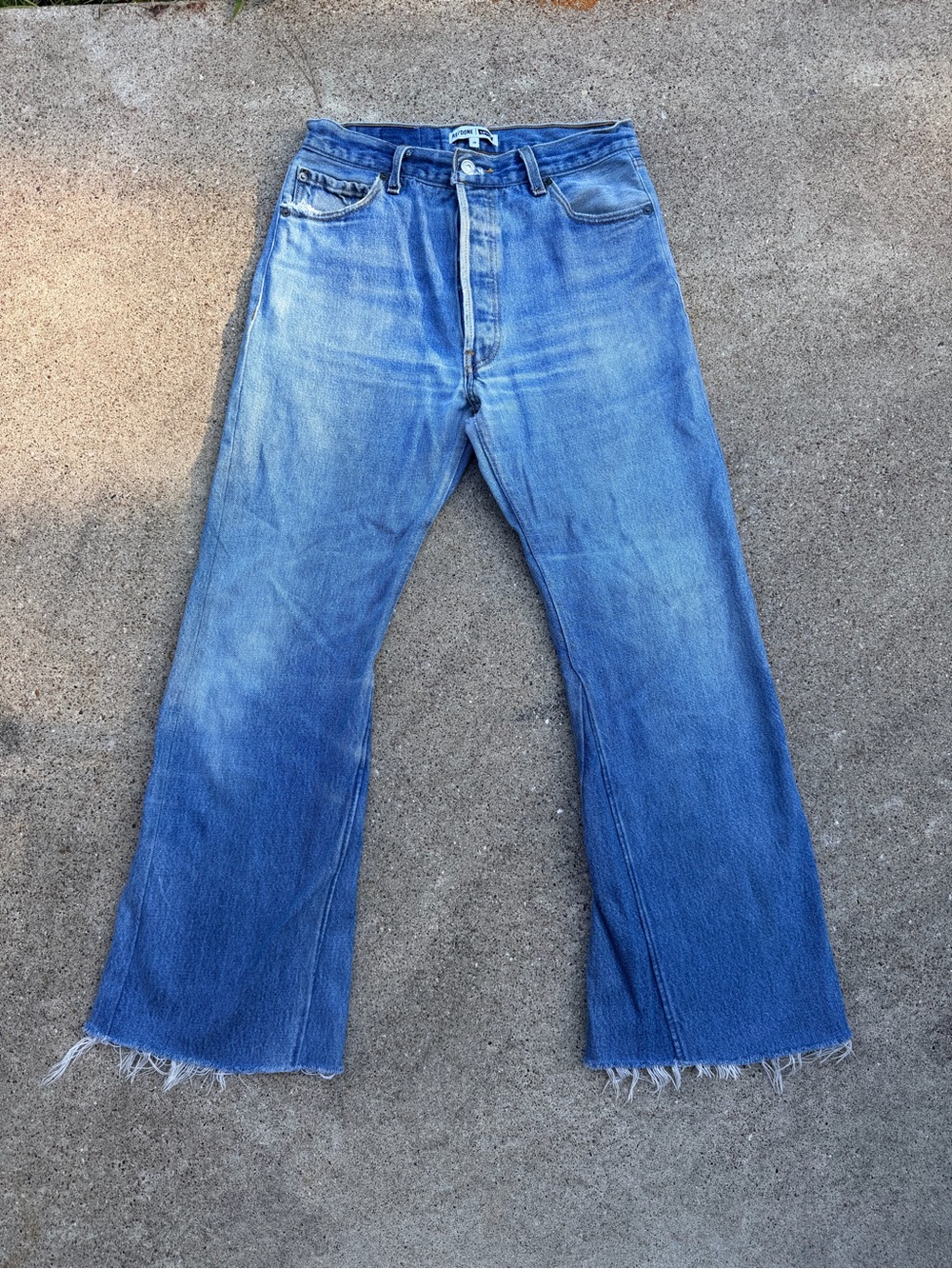 Re/done Levi 501 Vintage Leadra 28 Inseam 29"